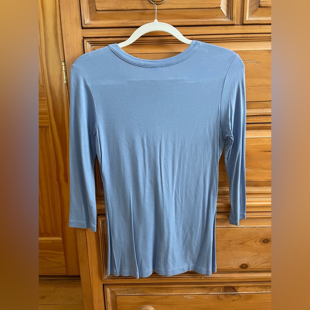 Women's Lascana By Venus Periwinkle V- Neck Top S ✨BRAND NEW✨ - Picture 4 of 9